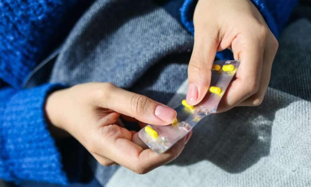 TMS Therapy vs Medication in Orlando highlighting medication process for mental health