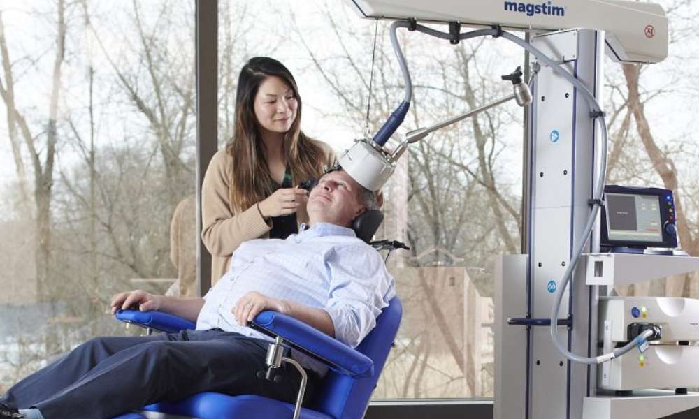 TMS Therapy in Orlando therapy session with professional mental health support